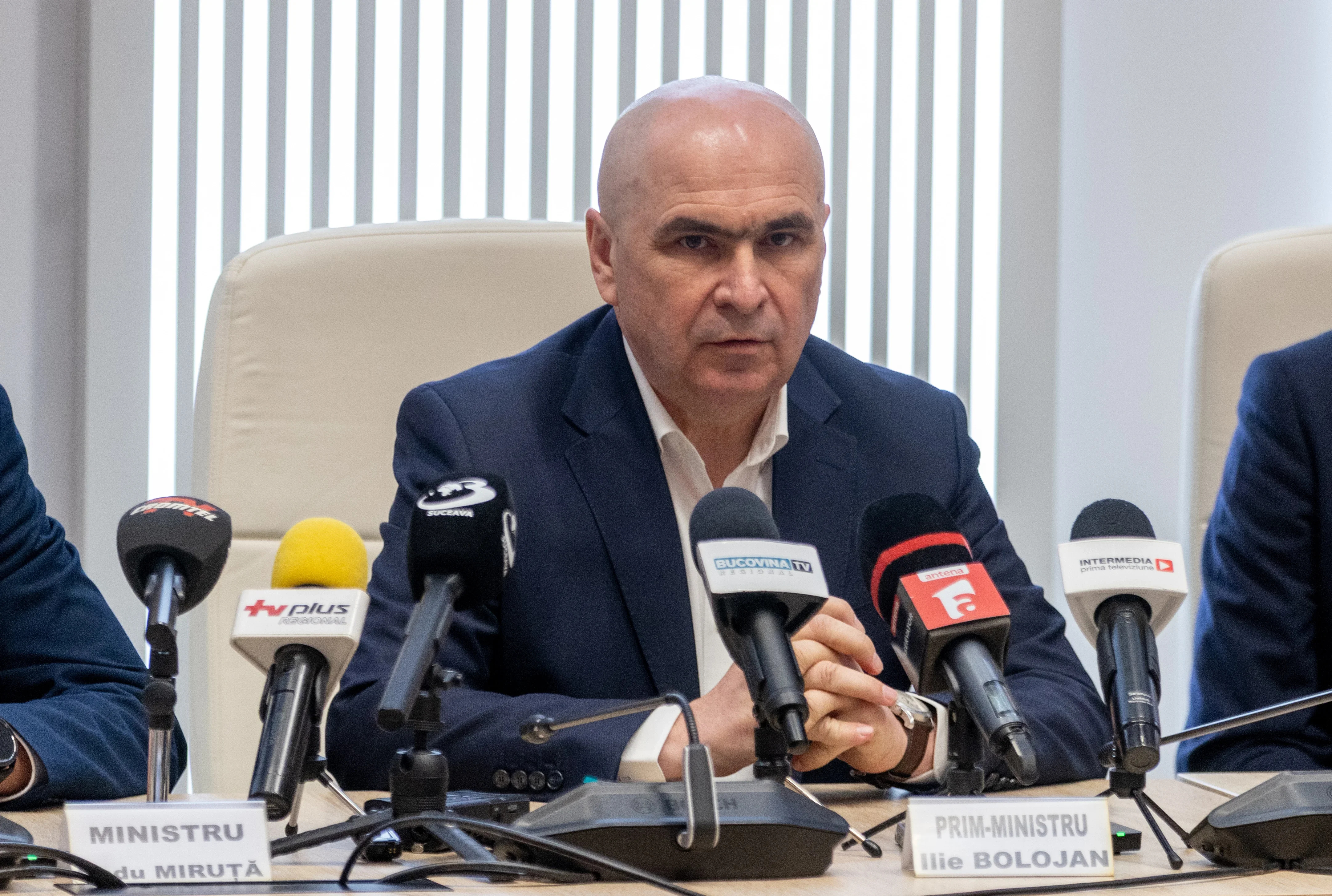 Vom trăi și vom vedea sau o spălăcim/învârtim noi cumva !