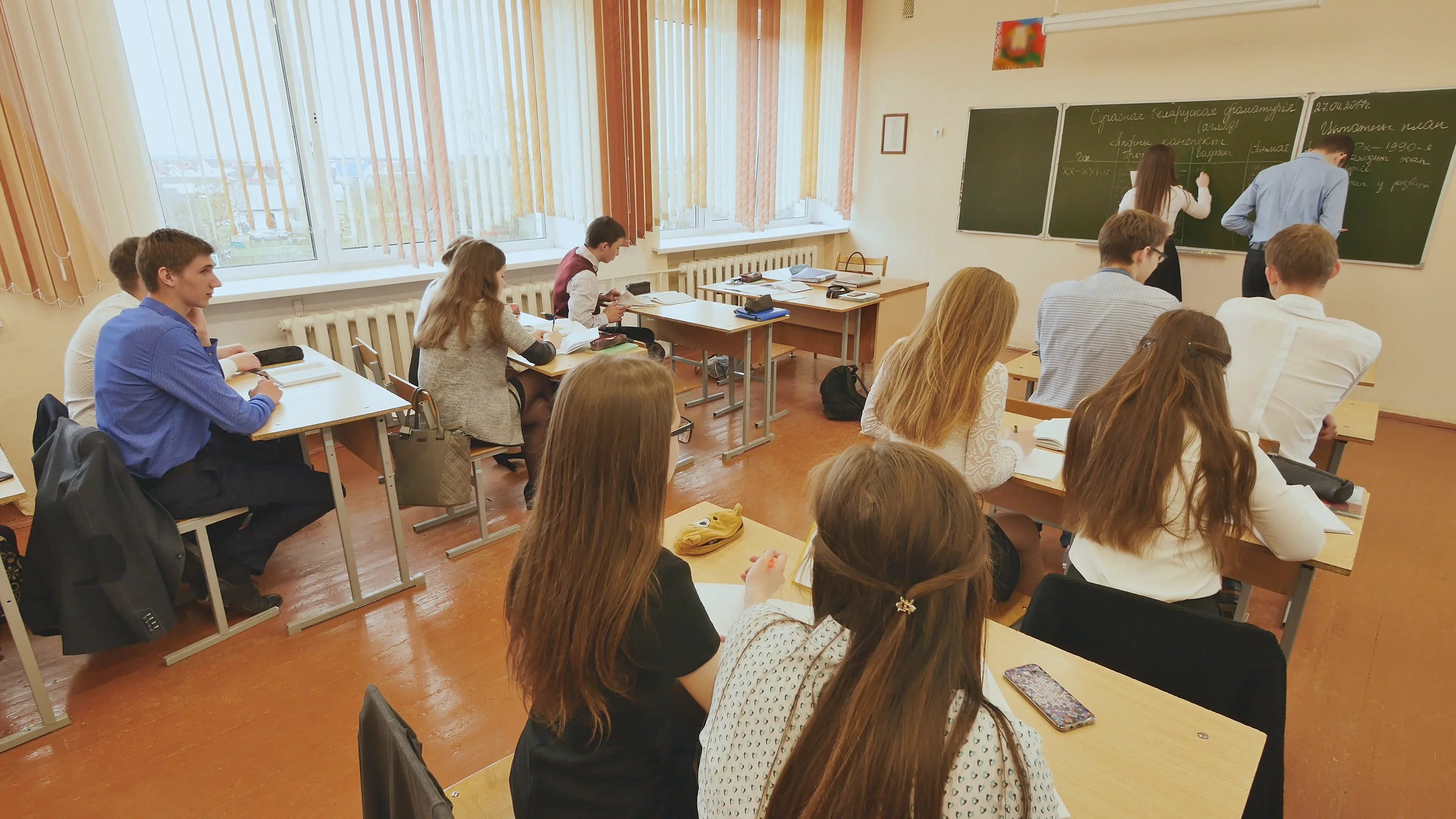 Participarea profesorilor la simulări, incertă