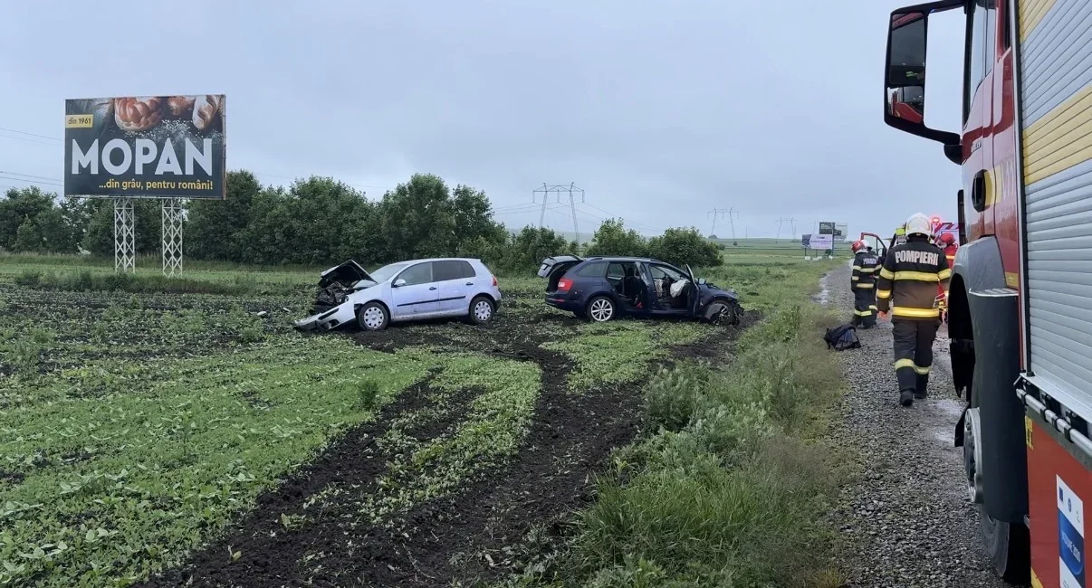 Doi șoferi teferi, după o tamponare frontală la Cumpărătura