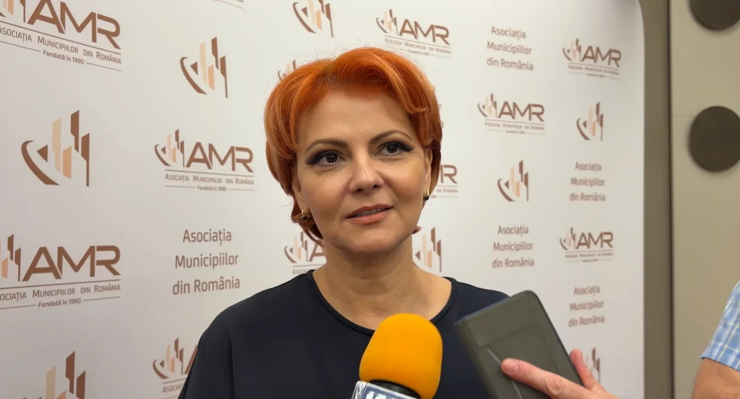 Primarii cer un cuvânt la negocieri
