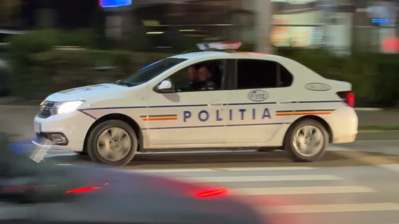 Adolescent pe trotinetă lovit cu mașina după un conflict în trafic