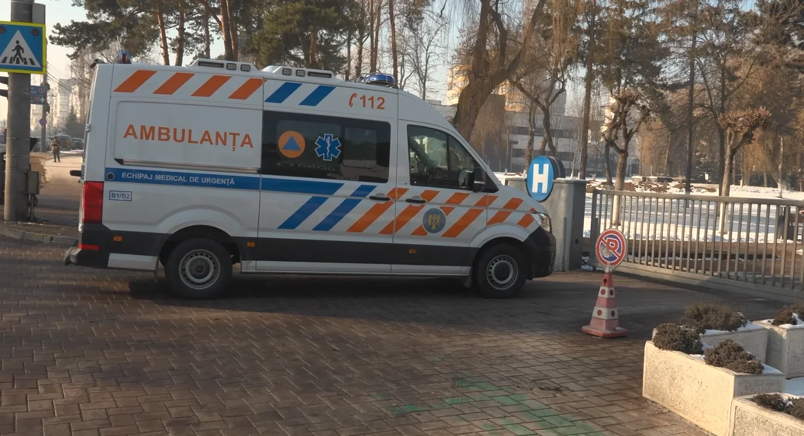 Drepturi anunțate cu comunicate, tăiate prin ordonanțe