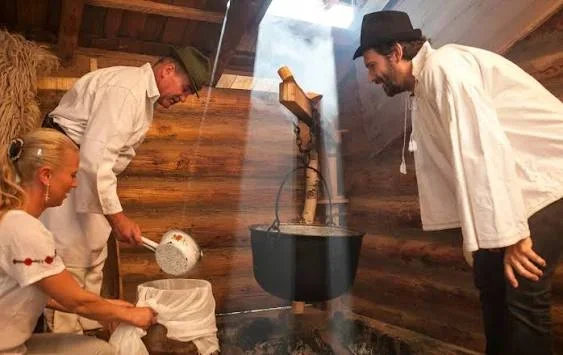 „La Stâna din Obcină” la Fundu Moldovei