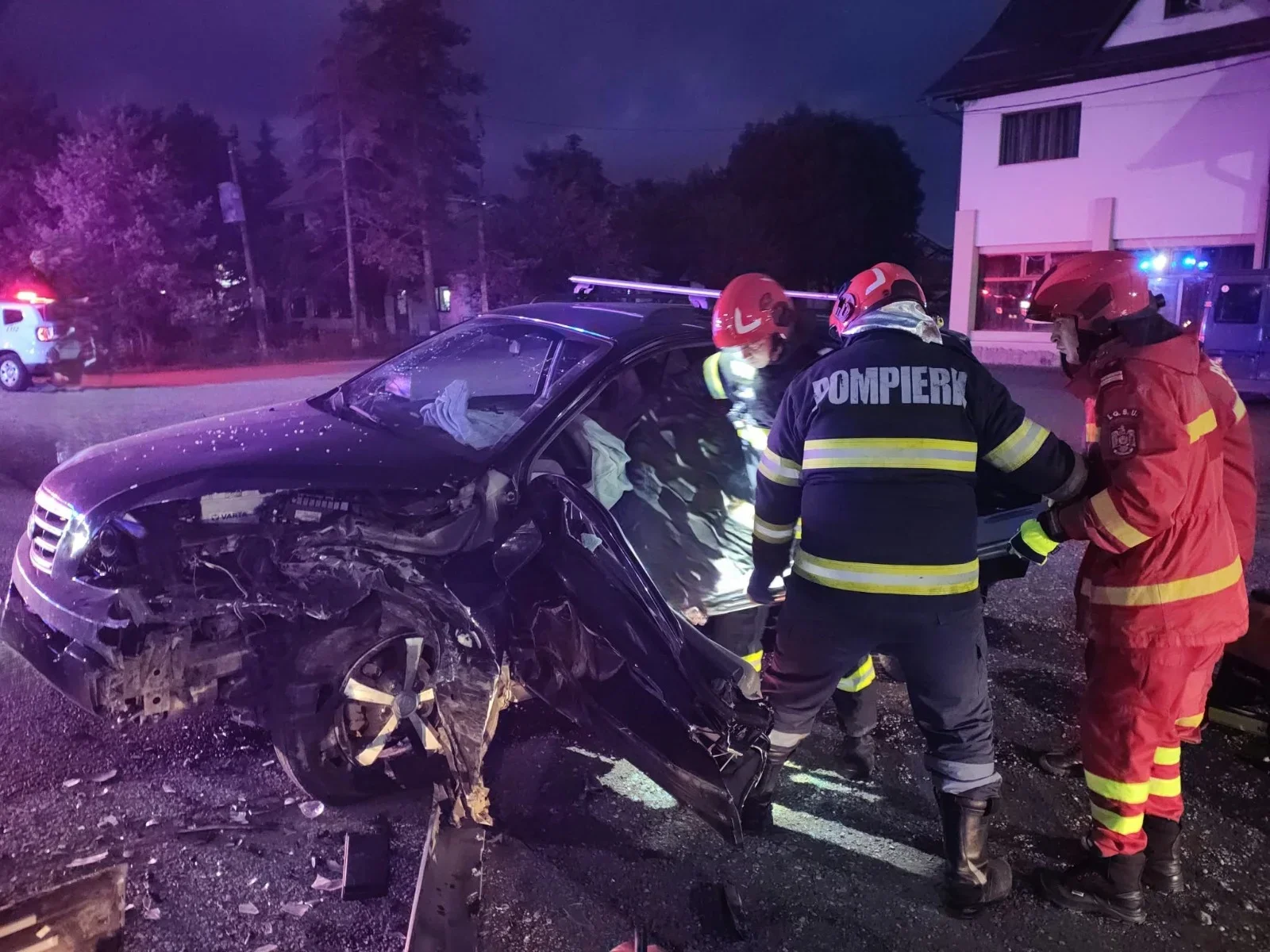 Bărbat rănit într-un accident rutier la Poiana Stampei