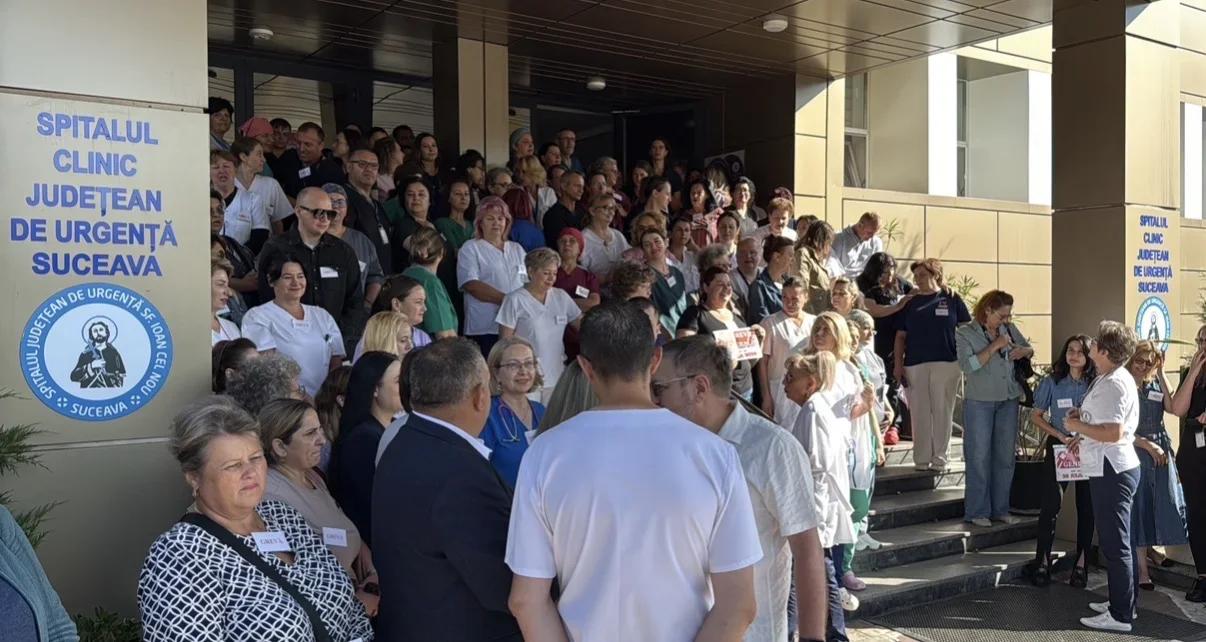 Grevă în sistemul medical; sindicaliștii protestează împotriva legii salarizării