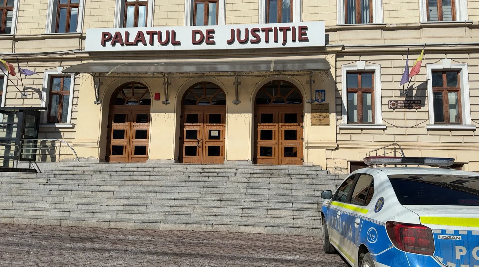 Grefierii anunță suspendarea protestului privind legea salarizării